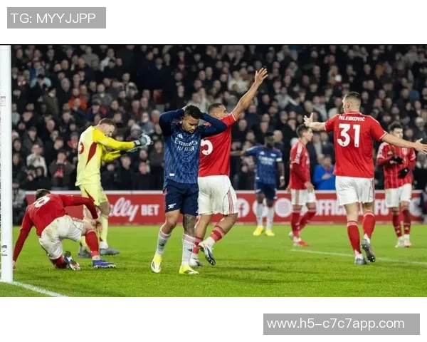 阿贾克斯将买断津琴科合同双方签约六个月租借费转为转会费 阿贾克斯将买断津琴科合同双方签约六个月租借费转为转会费